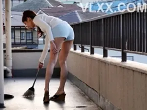 Cô con gái nứng lồn ở tuổi trưởng thành “yêu” bố già… không cùng huyết thống